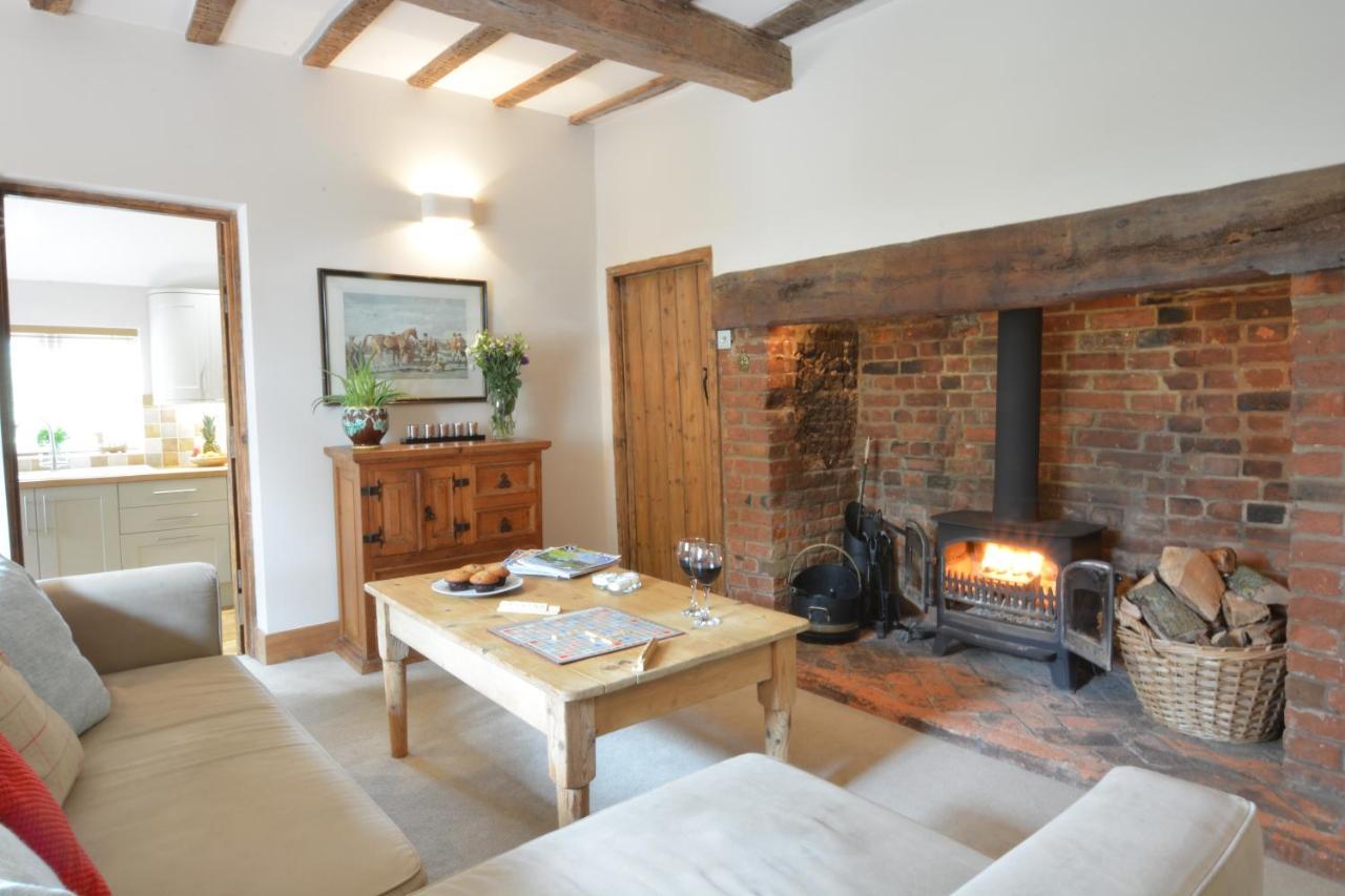 1 Tunns Cottages, Rushmere, Nr בקלס מראה חיצוני תמונה
